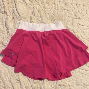 Lululemon court rival skirt